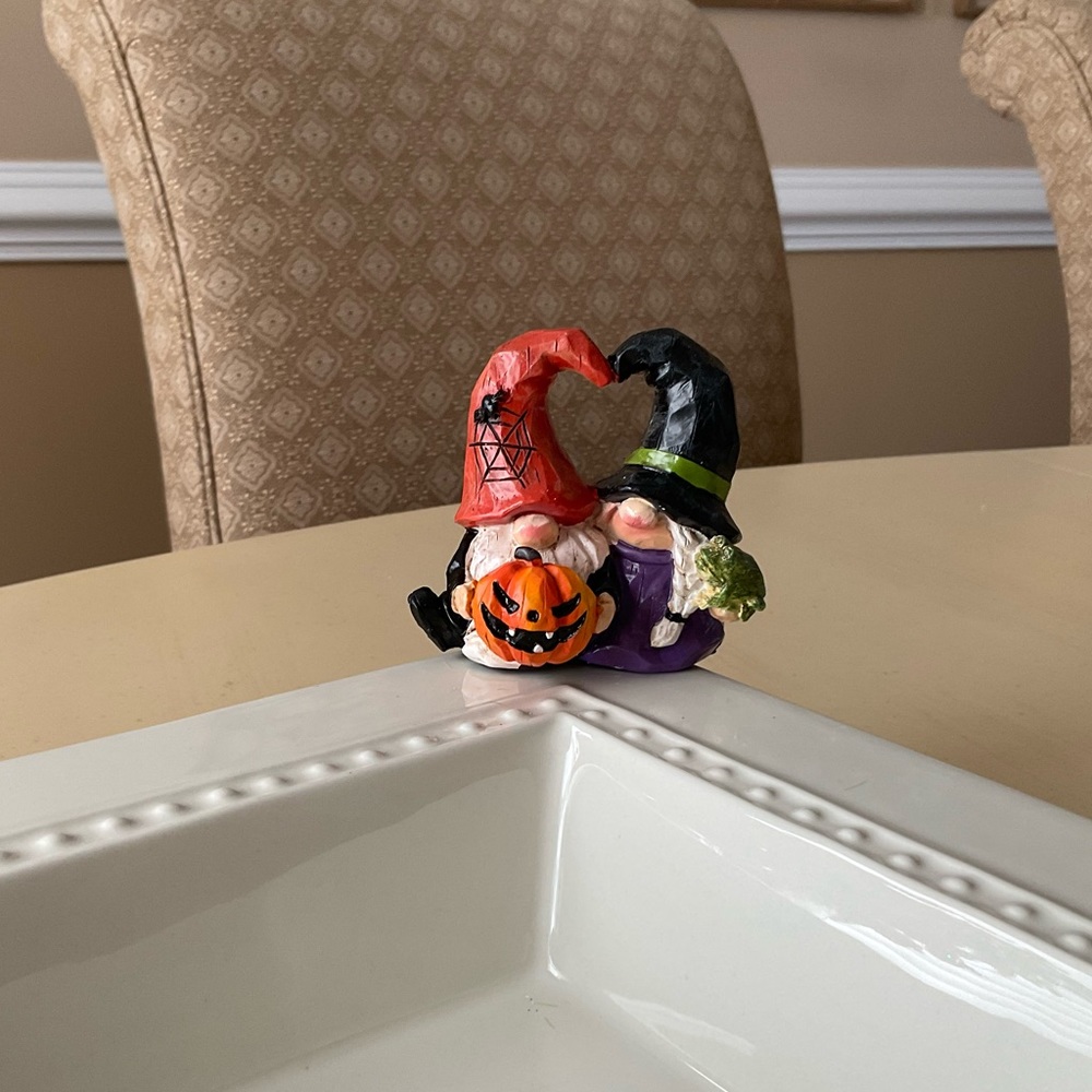 Halloween Gnome Couple Platter Decoration 🎃